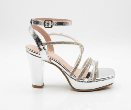 Zapato plateado taco 7