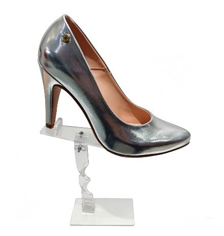 Zapato stiletto plateado taco 7